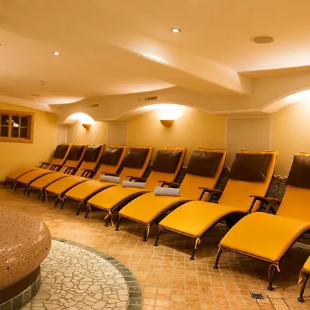 Hotell Albona