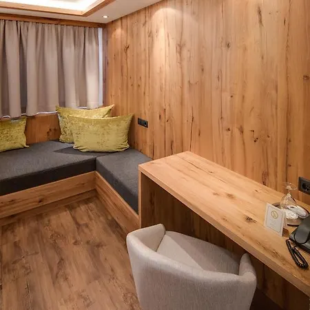Albona 4* Ischgl