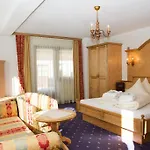 Albona Hotel 4*