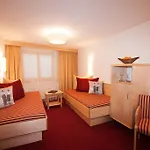 Albona 4*